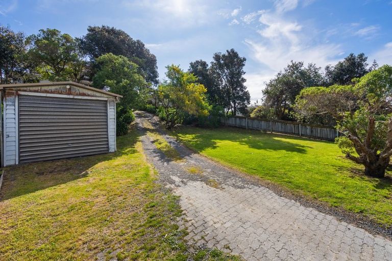 Photo of property in 47 William Street, Waikanae Beach, Waikanae, 5036