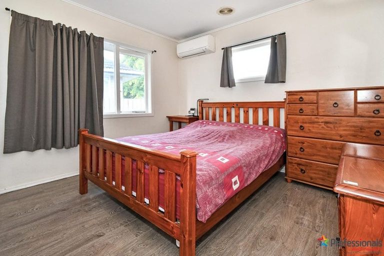 Photo of property in 11 Awatere Street, Clover Park, Auckland, 2023