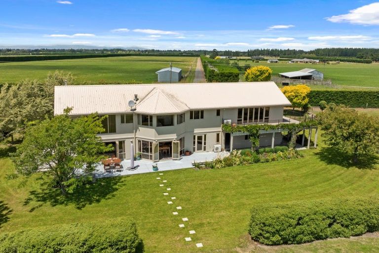 Photo of property in 16 Mairaki Road, Fernside, Rangiora, 7471
