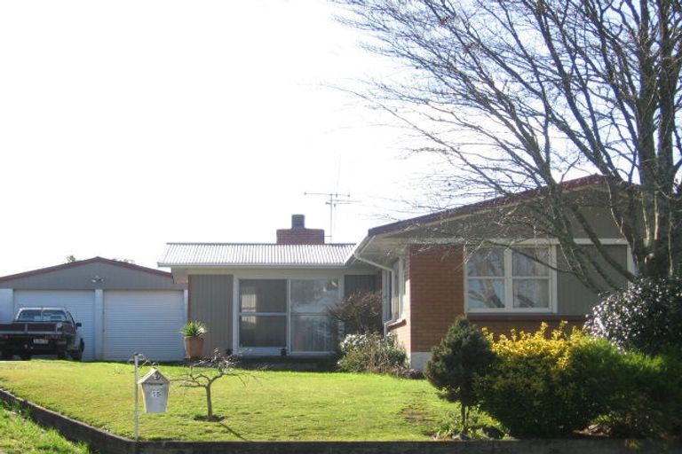 Photo of property in 15 Kohekohe Place, Pukete, Hamilton, 3200
