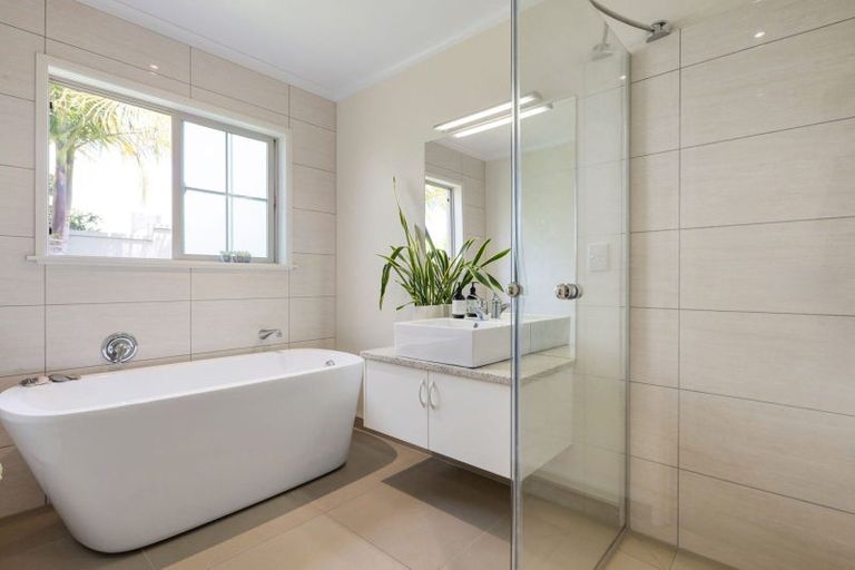 Photo of property in 12 Featherstone Drive, Flagstaff, Hamilton, 3210