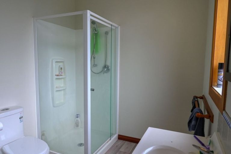 Photo of property in 283 Kaitangata Highway, Stirling, 9231