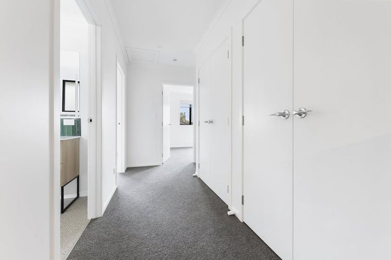 Photo of property in 30b Russell Road, Manurewa, Auckland, 2102