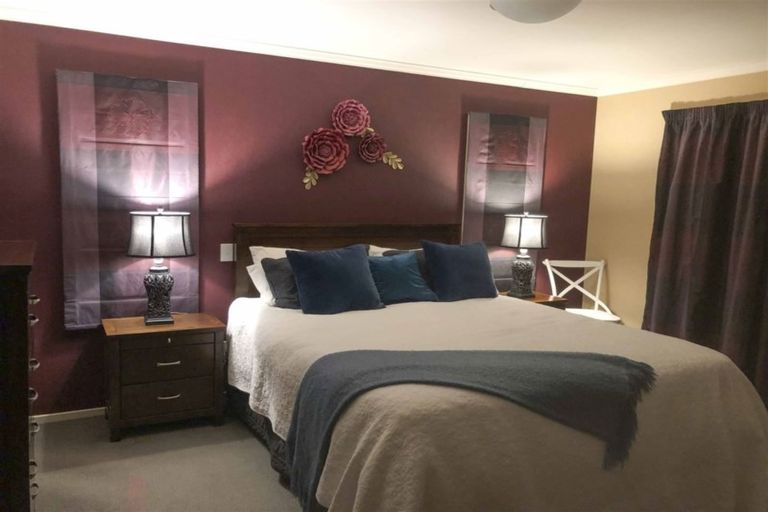 Photo of property in 16 Fowler Road, West Plains, Invercargill, 9874