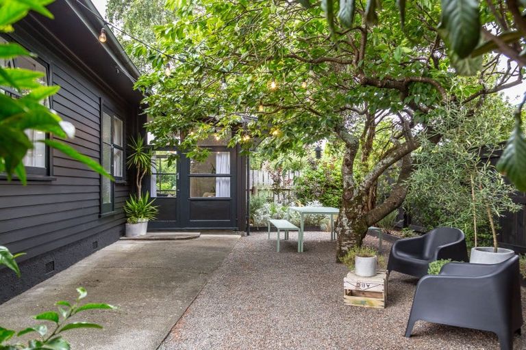 Photo of property in 53 Brandon Street, Featherston, 5710