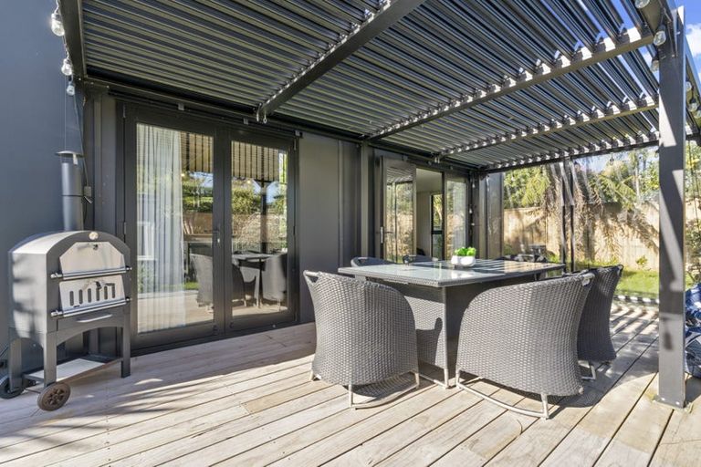 Photo of property in 69 Greenhithe Road, Greenhithe, Auckland, 0632