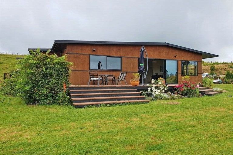 Photo of property in 63a Saxton Road, Upper Vogeltown, New Plymouth, 4371