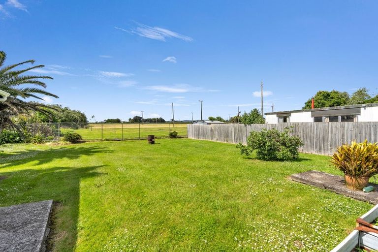 Photo of property in 5 Ruawai Wharf Road, Ruawai, 0530