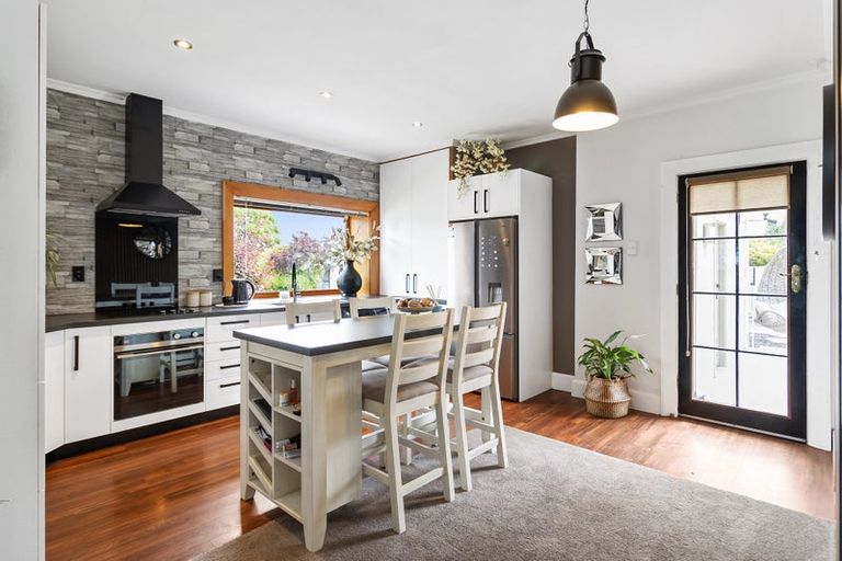 Photo of property in 19 Hill View Crescent, Highfield, Timaru, 7910