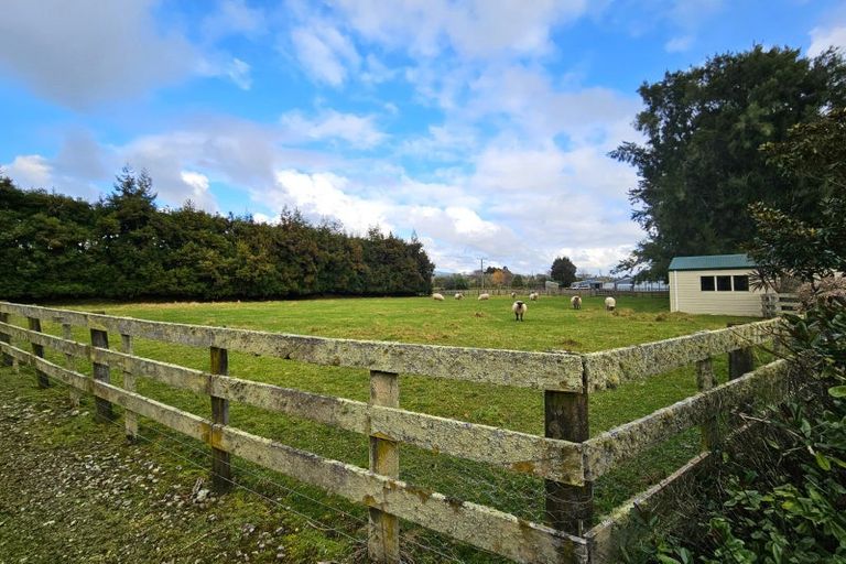 Photo of property in 222 Bruce Road, Levin, 5510