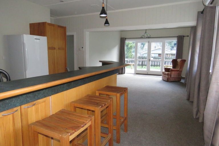 Photo of property in 58 Trennery Street, Blacks Point, Reefton, 7830