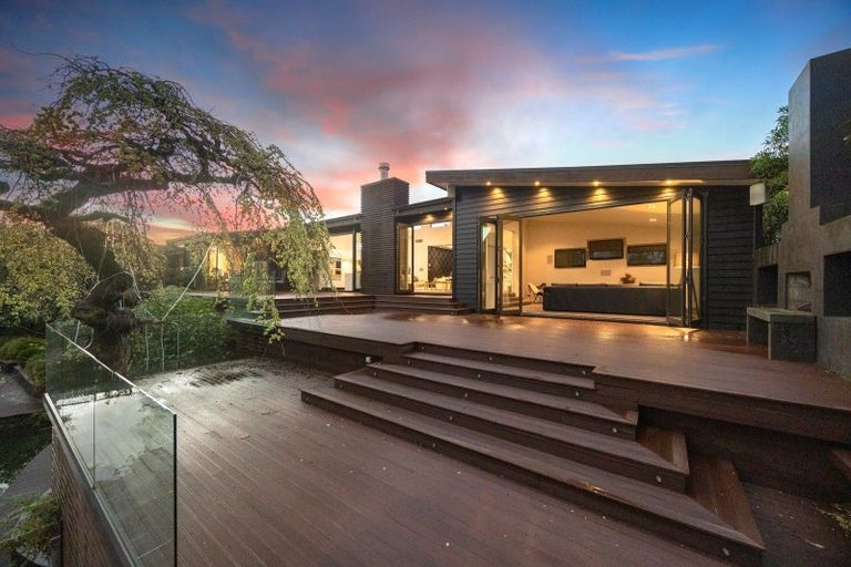 Photo of property in 27a Phoenix Avenue, Hokowhitu, Palmerston North, 4410