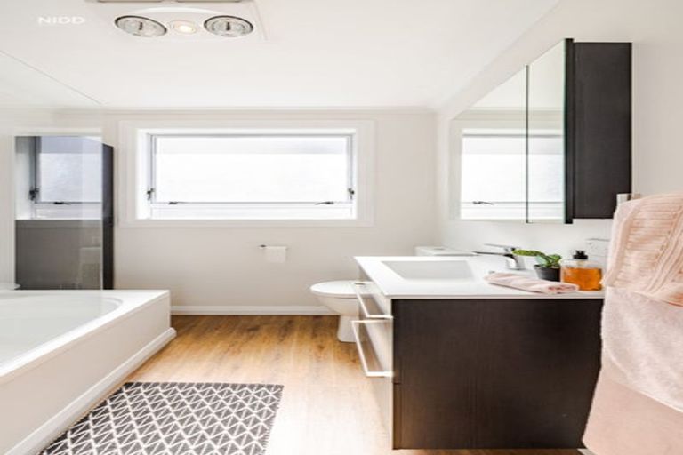 Photo of property in 38 Moana Crescent, Musselburgh, Dunedin, 9013