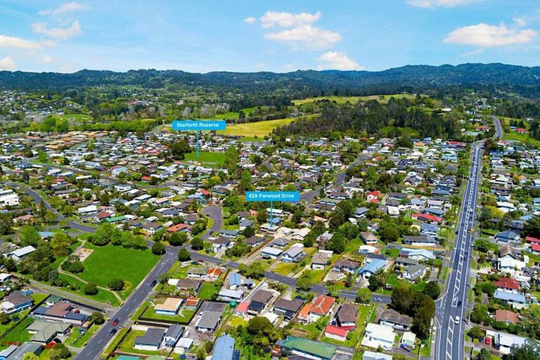 Photo of property in 42a Farwood Drive, Henderson, Auckland, 0612