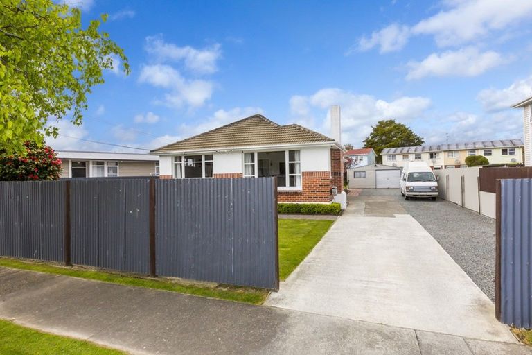 Photo of property in 61 Hikurangi Street, Trentham, Upper Hutt, 5018