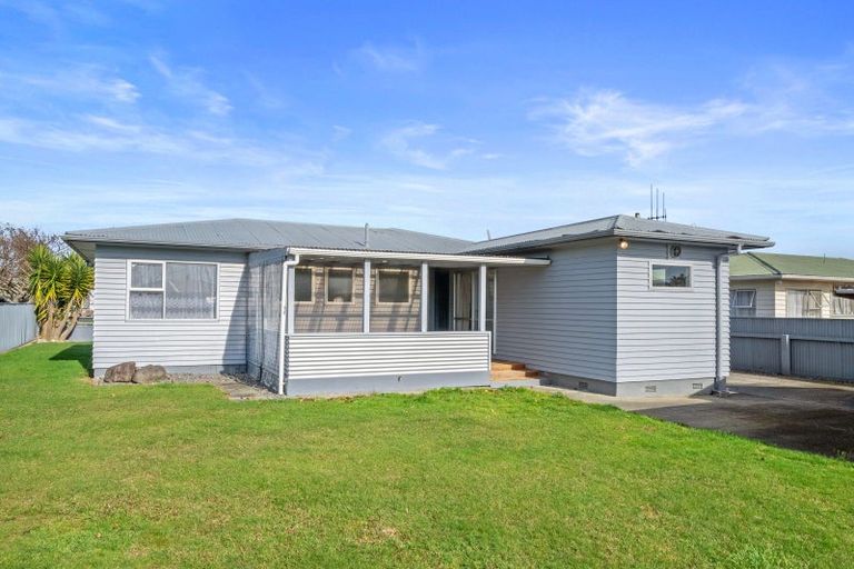 Photo of property in 27 Cargill Street, Levin, 5510