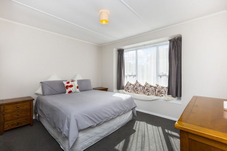 Photo of property in 77 Shakespeare Avenue, Trentham, Upper Hutt, 5018