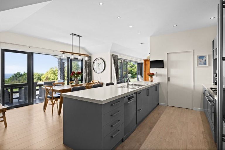 Photo of property in 64 Waipuka Road, Waimarama, Havelock North, 4294