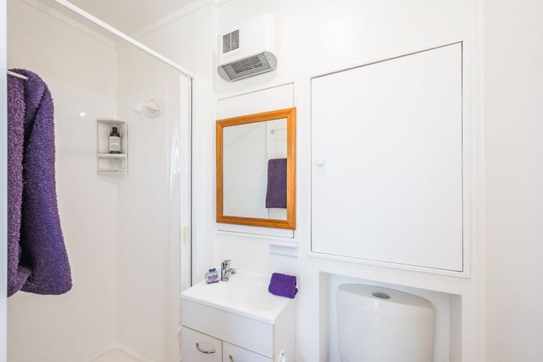 Photo of property in 49 Belvedere Avenue, Waikanae, 5036