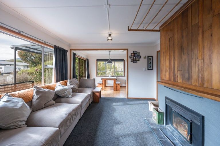 Photo of property in 8 Dickens Street, Stoke, Nelson, 7011