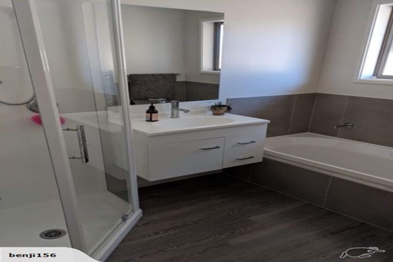 Photo of property in 16 Koareare Avenue, Halswell, Christchurch, 8025