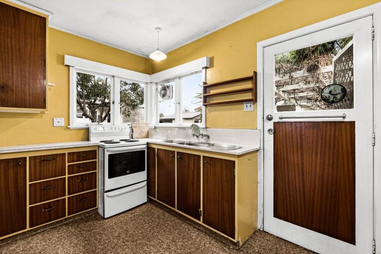 Photo of property in 24 Darwin Crescent, Maraenui, Napier, 4110