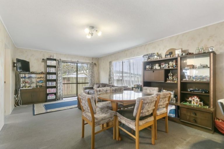 Photo of property in 98a Reynolds Street, Taita, Lower Hutt, 5011