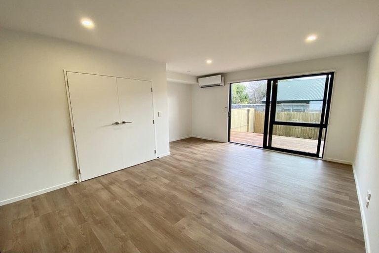 Photo of property in 2/16 Smith Street, Woolston, Christchurch, 8062