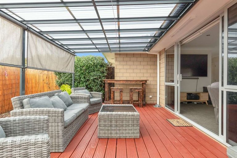 Photo of property in 1 Puketi Lane, Waiuku, 2123