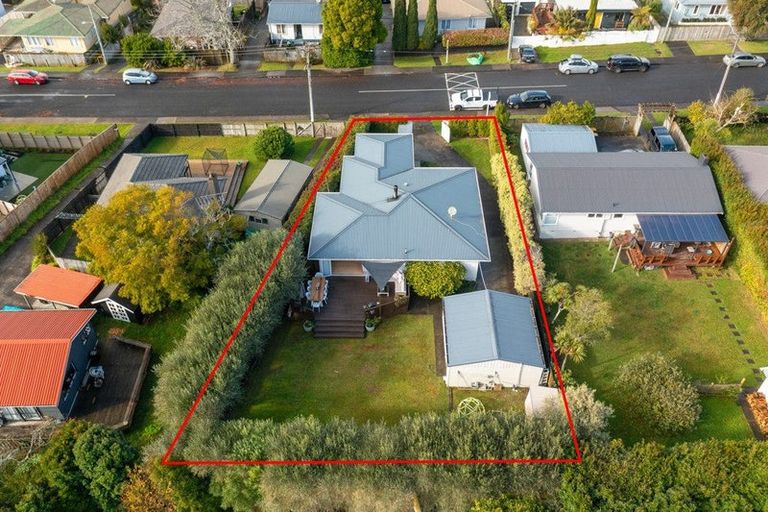 Photo of property in 38 Lancaster Road, Beach Haven, Auckland, 0626