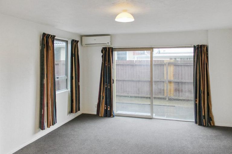 Photo of property in 3/477 Hereford Street, Linwood, Christchurch, 8011