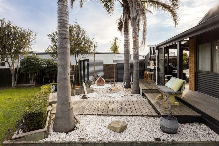 Photo of property in 25a Waitui Grove, Mount Maunganui, 3116