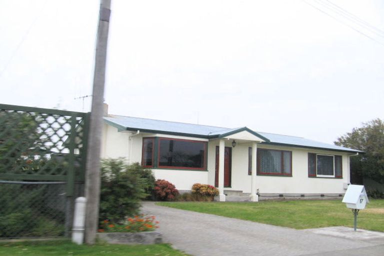 Photo of property in 17 Pembroke Street, Taradale, Napier, 4112