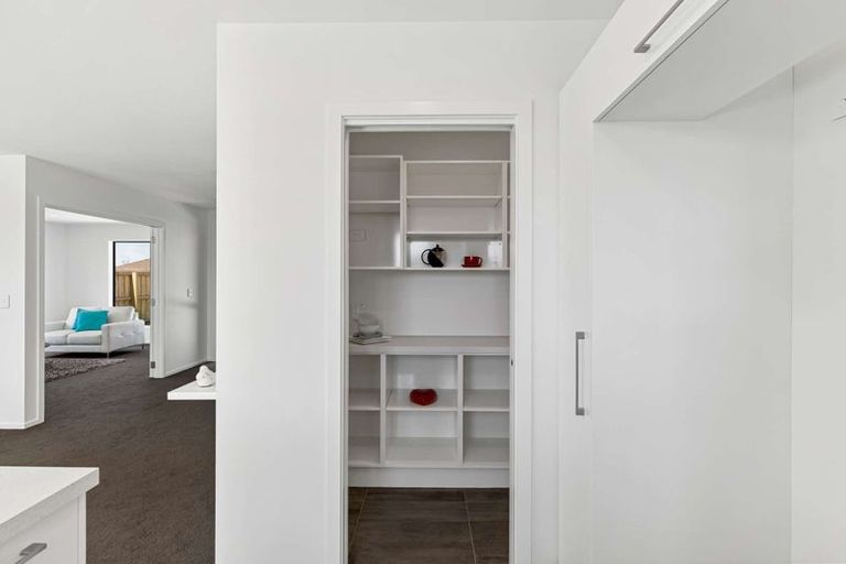 Photo of property in 3 Finstock Way, Rolleston, 7614