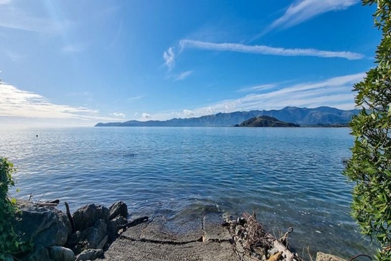 Photo of property in 218 Rangihaeata Road, Rangihaeata, Takaka, 7182