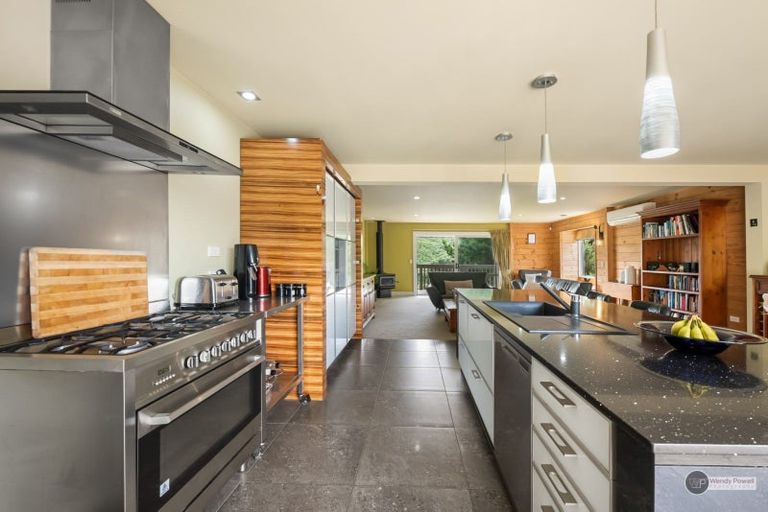 Photo of property in 34 Kaitangata Crescent, Kelson, Lower Hutt, 5010