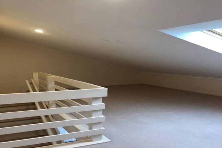 Photo of property in 42 Lakeridge Close, Rangatira Park, Taupo, 3330