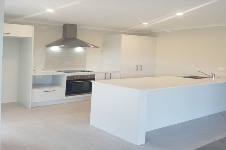 Photo of property in 39 Sentinel Avenue, Omokoroa, 3114