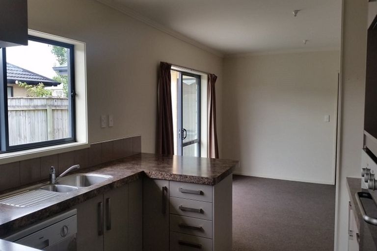 Photo of property in 7 Ahmad Close, Levin, 5510