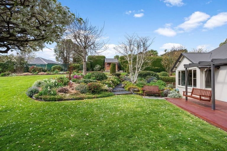 Photo of property in 154a Gladstone Road North, Mosgiel, 9024