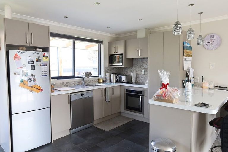 Photo of property in 43 Beaumaris Street, Outram, 9019