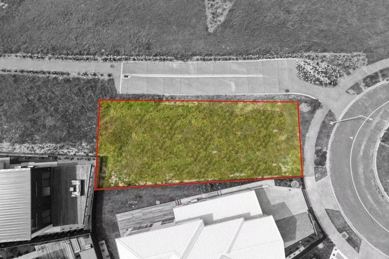 Photo of property in 20 Waitai Close, Long Bay, 0630