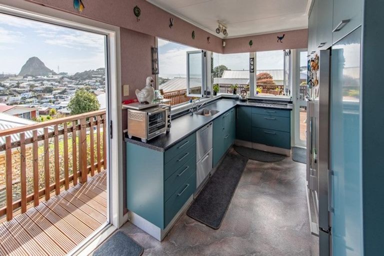 Photo of property in 5 Melrose Street, Spotswood, New Plymouth, 4310