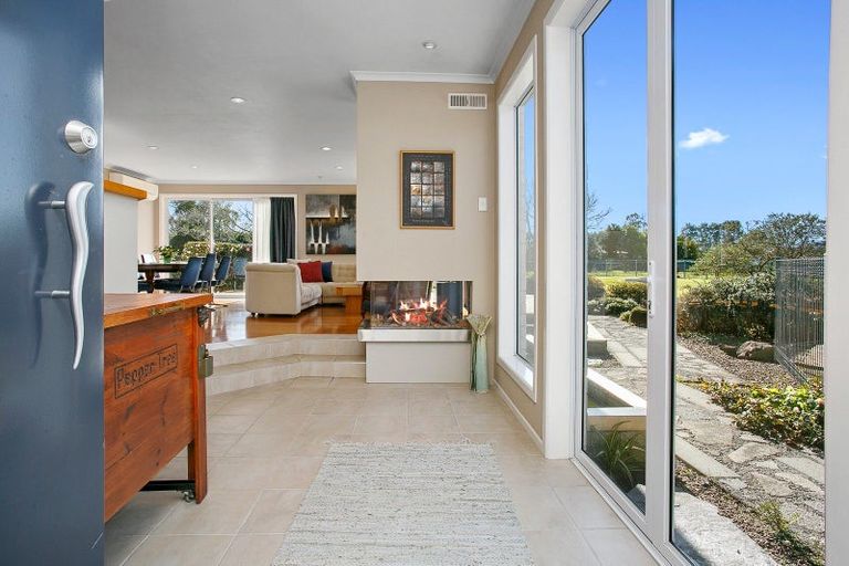 Photo of property in 10 Broadmeadows Road, Pukemoremore, Hamilton, 3493