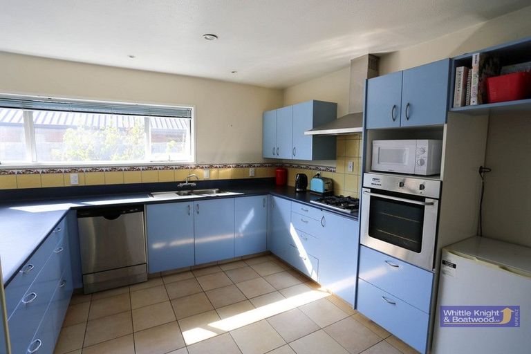 Photo of property in 5 Cherrywood Place, Redwood, Christchurch, 8051