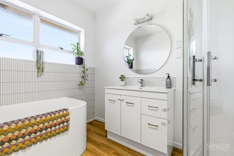 Photo of property in 12 Kakaho Drive, Tawhero, Whanganui, 4501