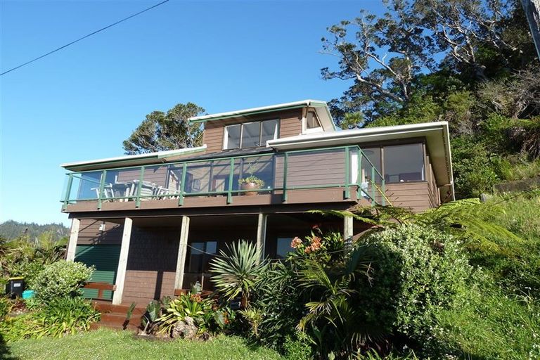 Photo of property in 82 Ocean Beach Road, Tairua, 3508