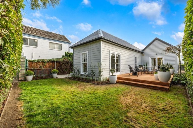 Photo of property in 110 Office Road, Merivale, Christchurch, 8014