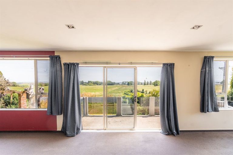 Photo of property in 41 Toko Mouth Road, Milton, 9220