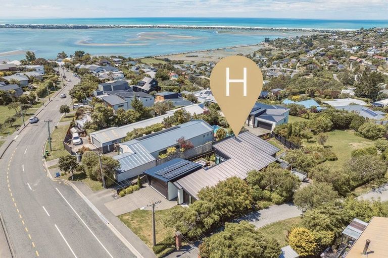 Photo of property in 73 Major Hornbrook Road, Mount Pleasant, Christchurch, 8081